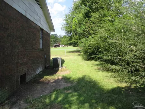 2017 Parker Rd, Cantonment, FL 32533 photo 6