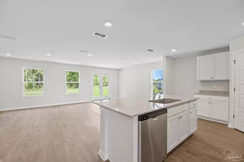 19 Anhinga St, Cantonment, FL 32533 photo 8