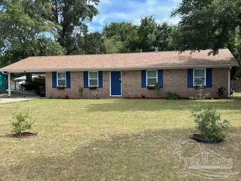 1555 E Hayes St, Pensacola, FL 32503