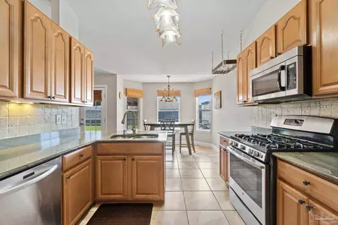 1223 Bartram Ln, Pensacola, FL 32507