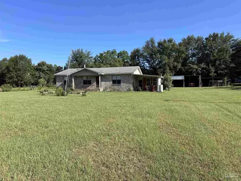 5410 Forest Hills Ln, Milton, FL 32570