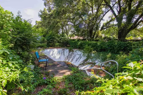 250 E Ten Mile Rd, Pensacola, FL 32534