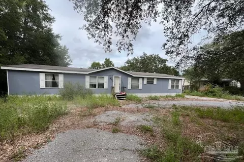 8164 Sevilla St, Navarre, FL 32566