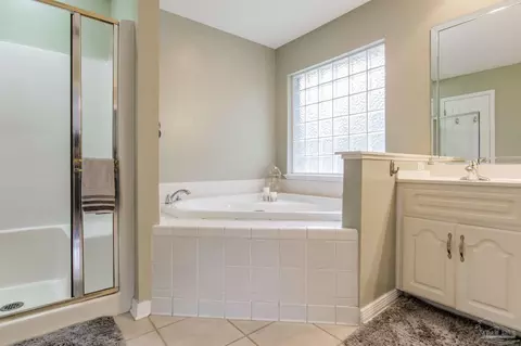 Bath - 5280 Crystal Creek Dr, Pace, FL 32571 photo 3 of 4