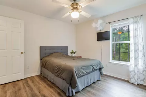 Bedroom - 5280 Crystal Creek Dr, Pace, FL 32571 photo 9 of 9