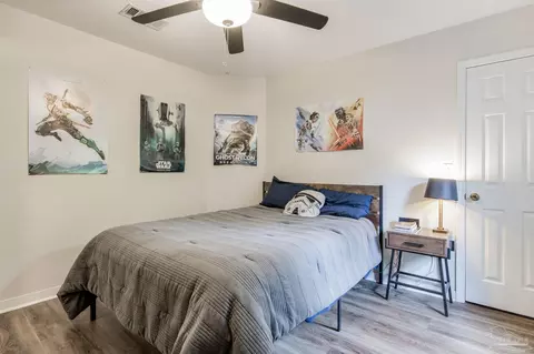 Bedroom - 5280 Crystal Creek Dr, Pace, FL 32571 photo 5 of 9