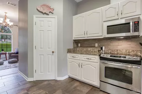 Kitchen - 5280 Crystal Creek Dr, Pace, FL 32571 photo 2 of 4