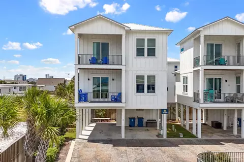 435 E 2nd Ave #C, Gulf Shores, AL 36542