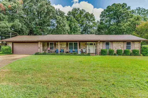 6 Chevalier Pl, Pensacola, FL 32506