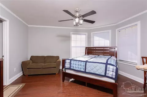 912 Clearview St, Milton, FL 32583 photo 12