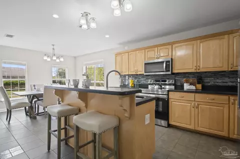 Kitchen - 5974 Buck Ward Rd, Baker, FL 32531 photo 4 of 4