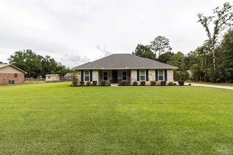 6070 Mandie Ln, Milton, FL 32570