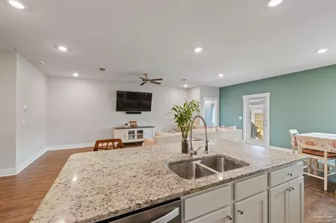 4159 Will Ln, Pace, FL 32571 photo 10