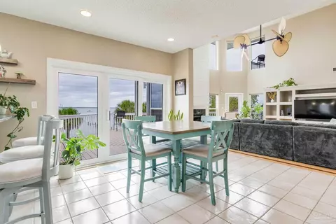 Dining - 4540 Bayside Dr, Milton, FL 32583 photo 3 of 5