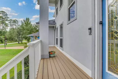 Exterior - 4540 Bayside Dr, Milton, FL 32583 photo 13 of 19