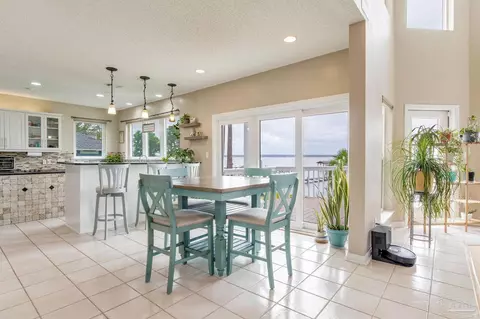 Dining - 4540 Bayside Dr, Milton, FL 32583 photo 2 of 5