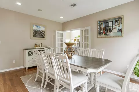 Dining - 4540 Bayside Dr, Milton, FL 32583 photo 5 of 5