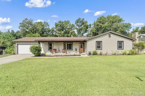 7417 Floyd Dr, Pensacola, FL 32526