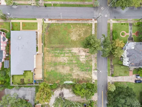 700 N Barcelona St, Pensacola, FL 32501