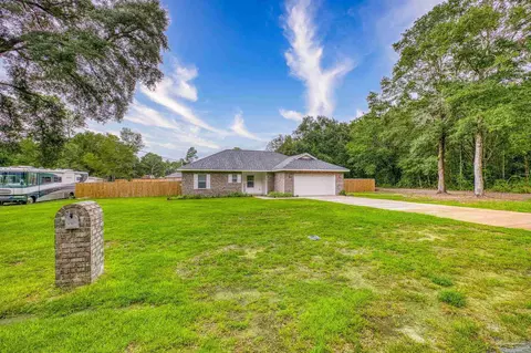 6191 Mandie Ln, Milton, FL 32570 photo 3