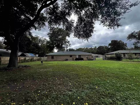 5560 Debbie Dr, Milton, FL 32570 photo 26