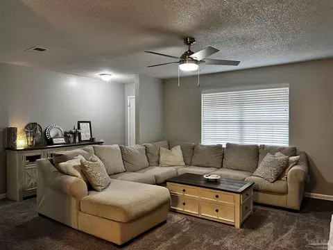 5560 Debbie Dr, Milton, FL 32570 photo 6