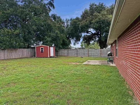 Exterior - 4831 La Casa Cir, Pace, FL 32571 photo 4 of 6