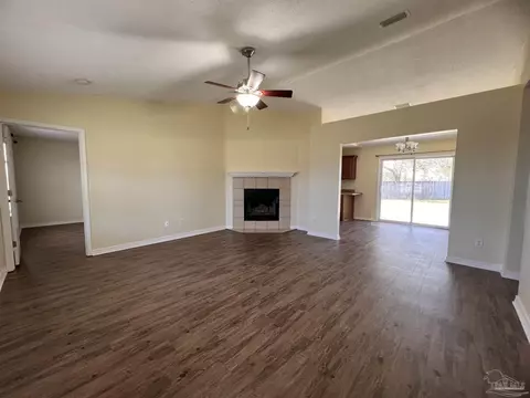 5541 Education Dr, Pace, FL 32571 photo 5