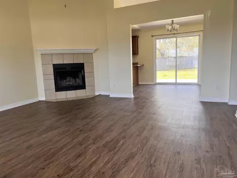 5541 Education Dr, Pace, FL 32571 photo 4