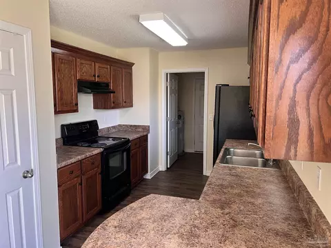 5541 Education Dr, Pace, FL 32571 photo 8