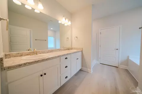 1828 Leigh Loop #10D, Cantonment, FL 32533 photo 3