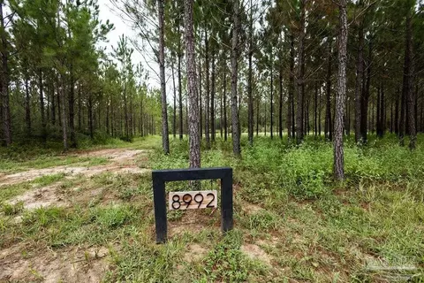 8992 Sage Forest Ln, Pace, FL 32571