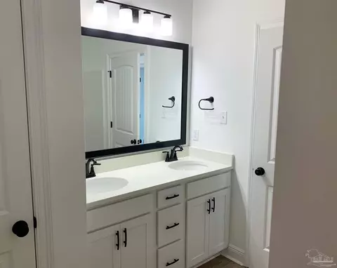 Bath - 4912 Brigenza St 20-c #20-C ( ), Pace, FL 32571 photo 3 of 3