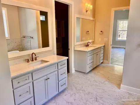 Bath - 3518 Creekdown Ln, Pace, FL 32571 photo 3 of 3
