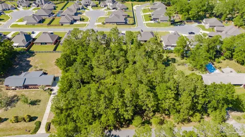 3174 Lake Suzanne Dr, Cantonment, FL 32533