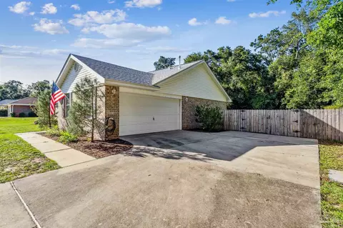 6872 Da Lisa Rd, Milton, FL 32583 photo 2