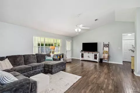 6872 Da Lisa Rd, Milton, FL 32583 photo 8