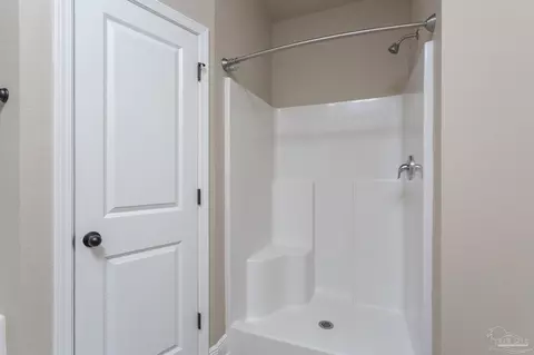 Bath - 5228 Parkside Dr, Pace, FL 32571 photo 3 of 3