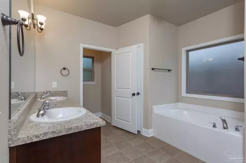 Bath - 5228 Parkside Dr, Pace, FL 32571 photo 1 of 3