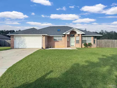 5226 Deer Creek Dr, Pace, FL 32571