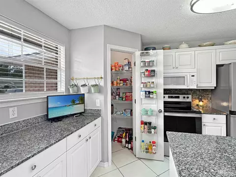 5226 Deer Creek Dr, Pace, FL 32571 photo 3