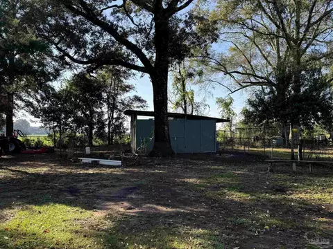 Exterior - 4447 Azel Scott Ln, Jay, FL 32565 photo 4 of 4