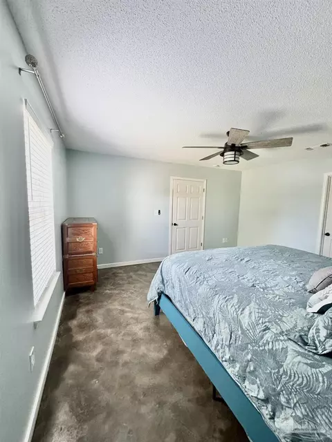 Bedroom - 4447 Azel Scott Ln, Jay, FL 32565 photo 3 of 11