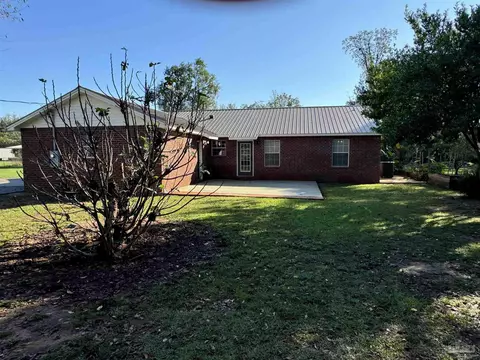 Exterior - 4447 Azel Scott Ln, Jay, FL 32565 photo 2 of 4