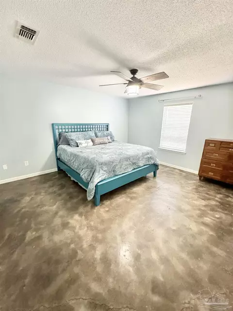 Bedroom - 4447 Azel Scott Ln, Jay, FL 32565 photo 2 of 11
