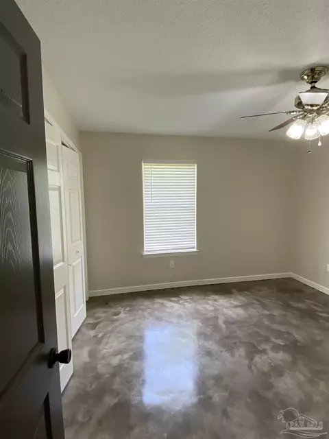 Bedroom - 4447 Azel Scott Ln, Jay, FL 32565 photo 4 of 11