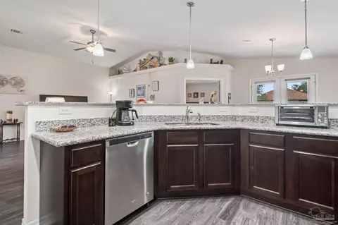 4356 Thistle Pine Ct, Pace, FL 32571 photo 8