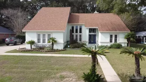 5077 High Pointe Dr, Pensacola, FL 32505