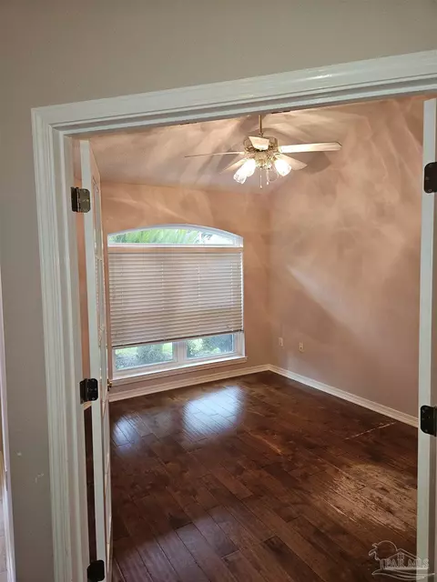 528 Derry Dr, Cantonment, FL 32533 photo 12