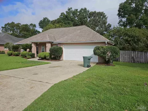 528 Derry Dr, Cantonment, FL 32533 photo 2